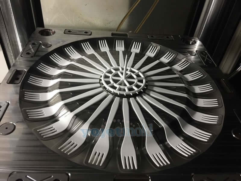 plastic fork mould